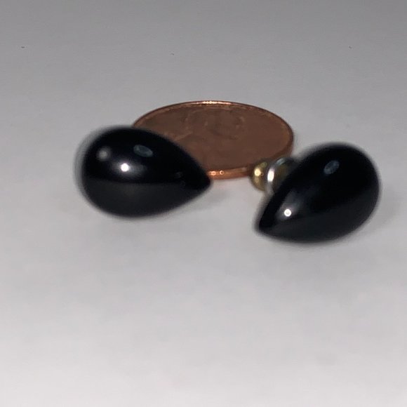 14 mm Teardrop 18 ktgf Onyx Post Earrings - Picture 5 of 12